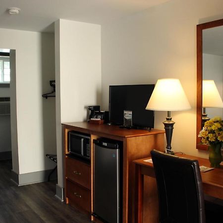 וולסבורו Canyon Motel מראה חיצוני תמונה